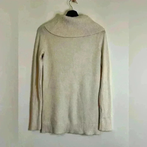Melanie Lyne Cable Knit Cowl  Neck Flattering Fit So Soft Cream Sweater Small - Picture 3 of 6